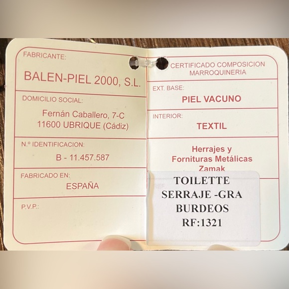 NWT el caballo leather crossbody with removable chain to switch to clutch. Spain - Picture 7 of 14